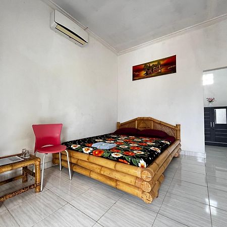 Alan'S Homestay Kuripan  ภายนอก รูปภาพ